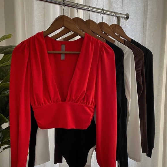 Red top - Picture 2 of 2